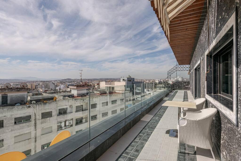 Appartement Royale Duplexe Pleine Centre Tanger Extérieur photo