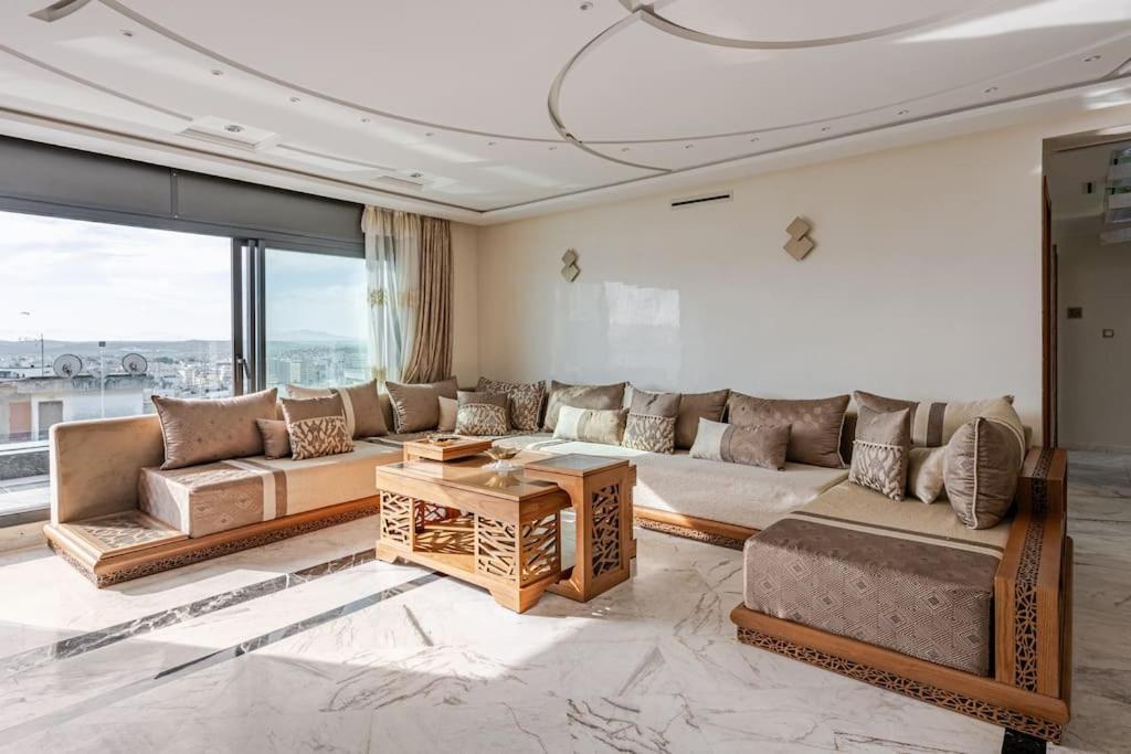 Appartement Royale Duplexe Pleine Centre Tanger Extérieur photo